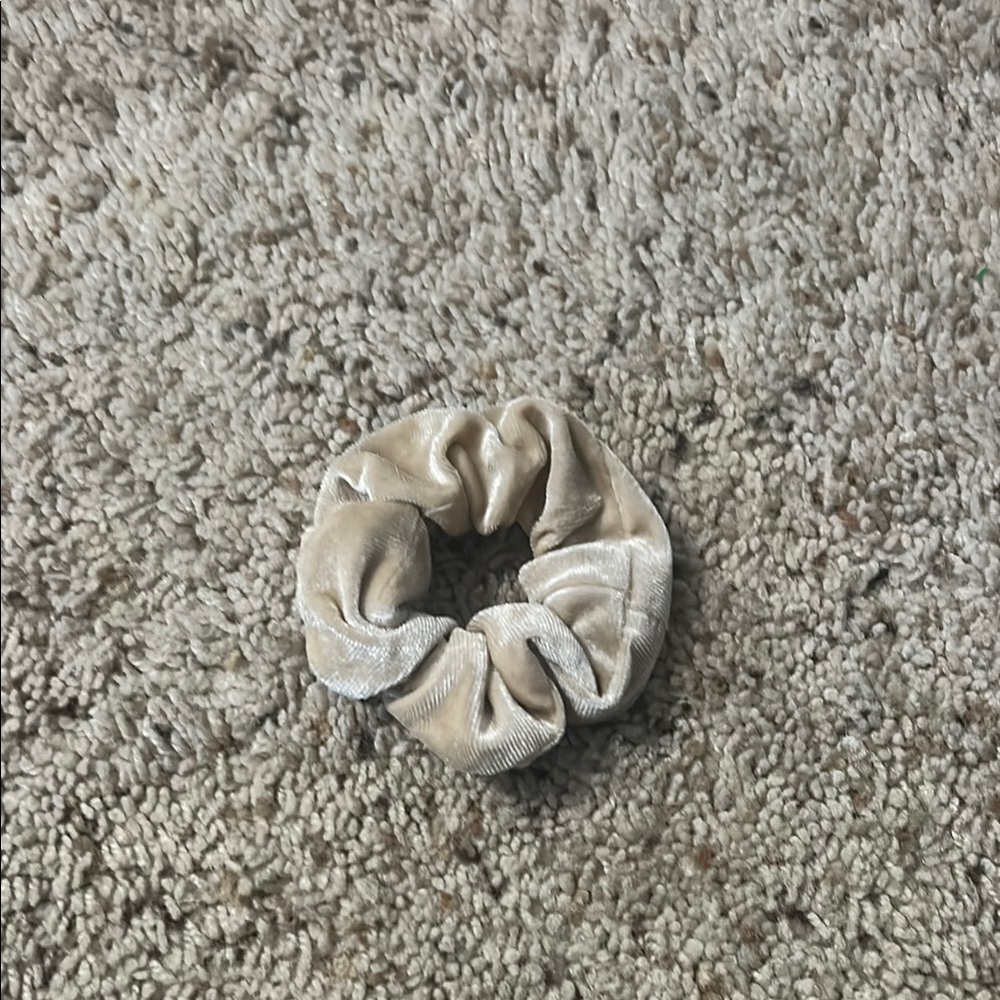 Elegant Cream Velvet Hair Scrunchie